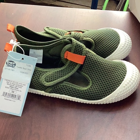 Toddler Boys' Oscar Water Shoes - Cat & Jack - Olive - size 10 - new - Picture 5 of 7